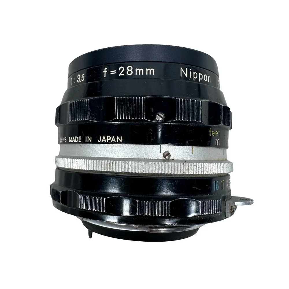 Nikon Nikkor-H Auto 28mm f3.5 Non-AI Wide Angle Prime Lens Japan 660711